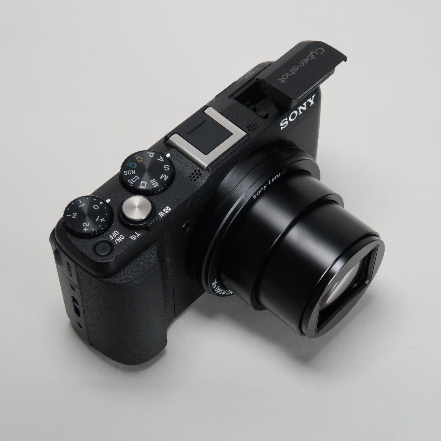 Soney CyberShot DSC-HX60V 20.4MP – Black – 30x Zoom + Case + 32GB SD Card