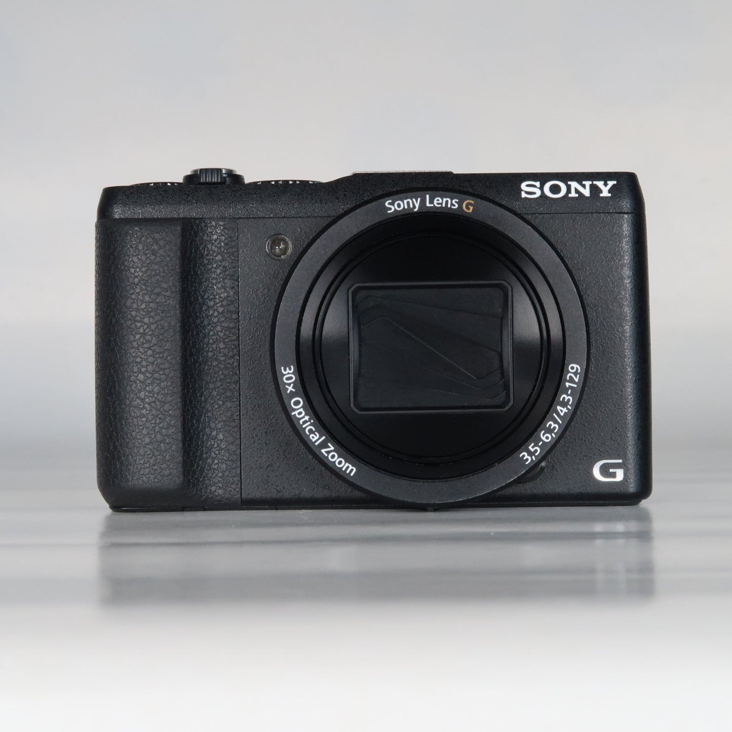 Soney CyberShot DSC-HX60V 20.4MP – Black – 30x Zoom + Case + 32GB SD Card