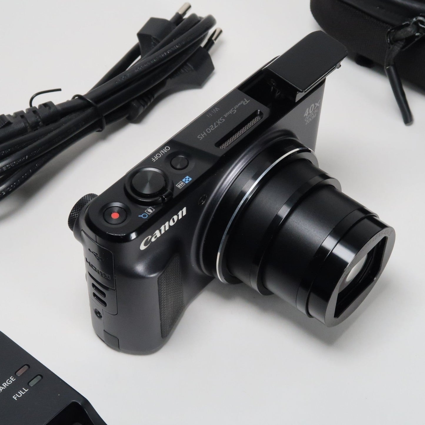 Cenon PowerShot SX720 HS 20.3MP Digital Camera – Black