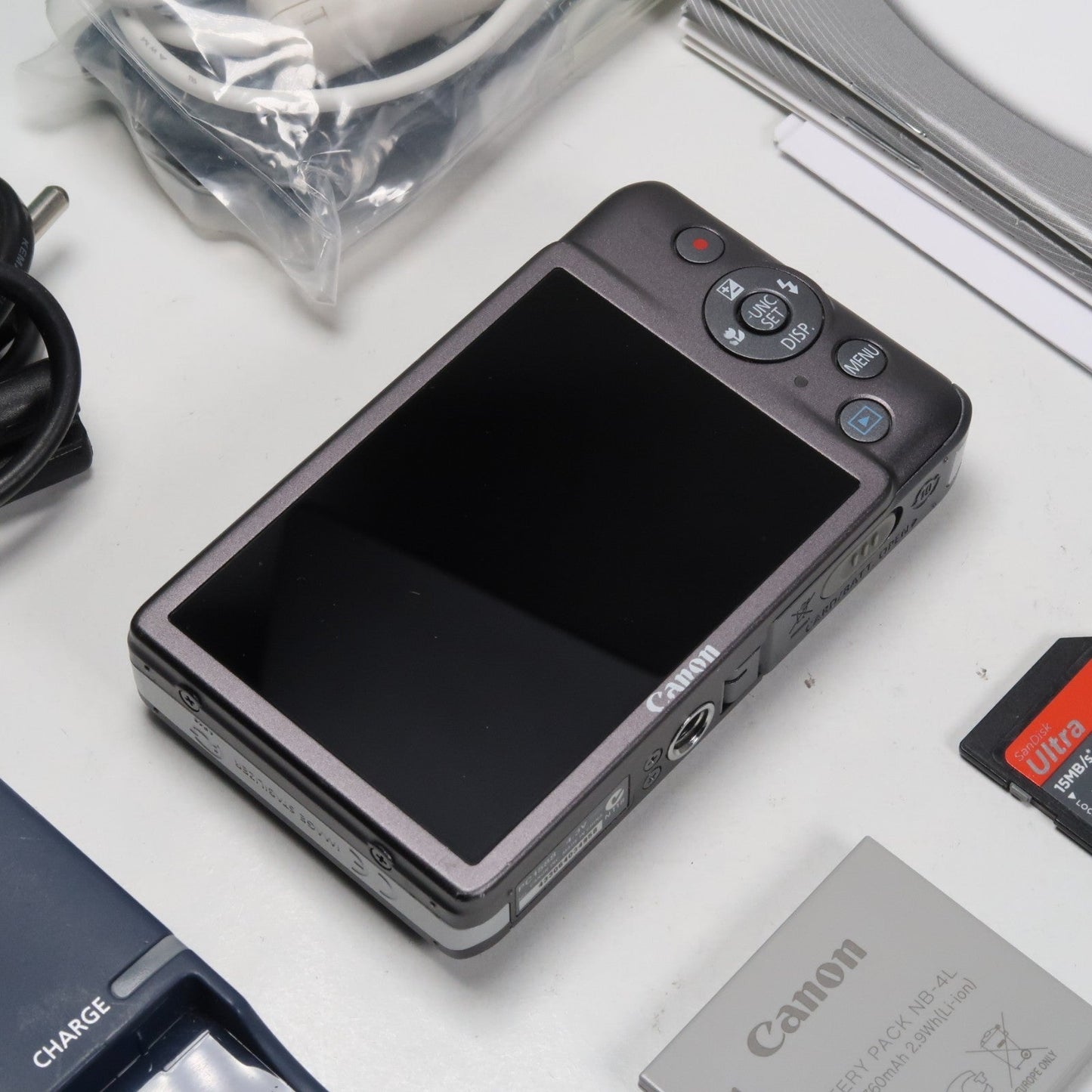 Cenon IXUS 105 / SD1300 IS + Nikona Coolpix S3600 + Cenon IXUS 115 + Cenon IXY 110F – Camera Bundle