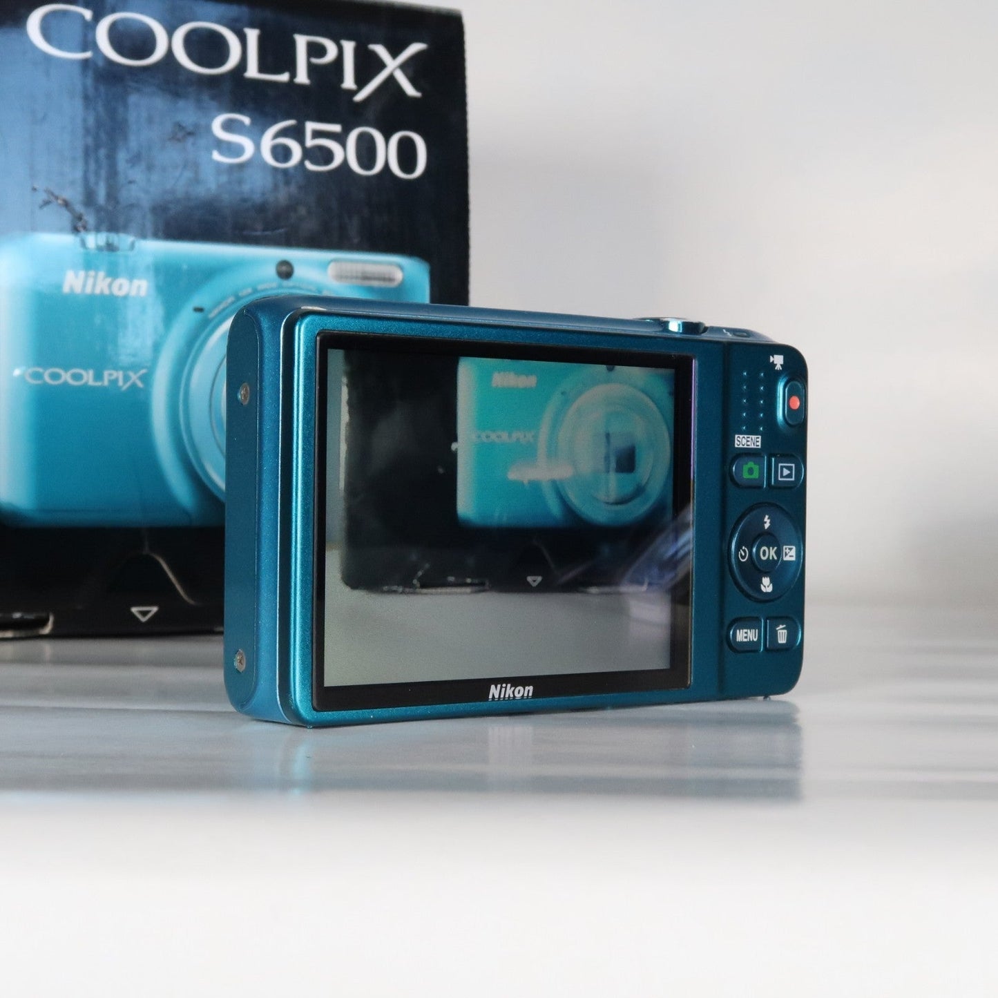 Nikona Coolpix S6500 16.0MP Compact Digital Camera – Blue, Complete Kit – Tested