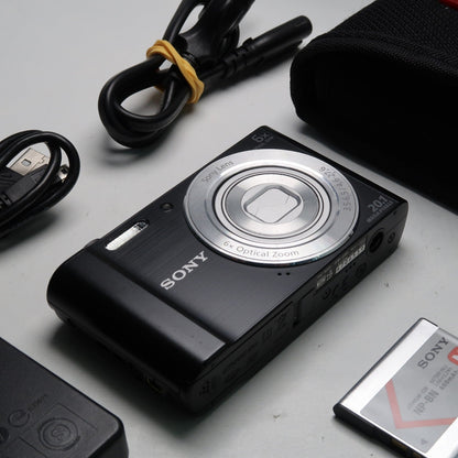 Cenon IXUS 177 Black 20.0MP 8x Digital Camera – Mint Condition