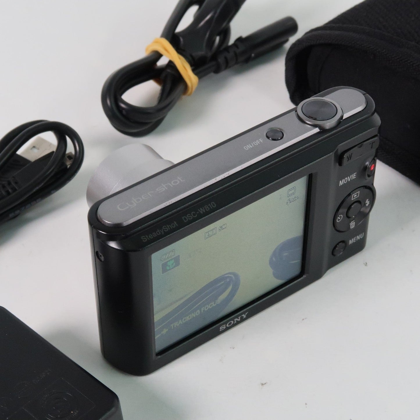 Cenon IXUS 177 Black 20.0MP 8x Digital Camera – Mint Condition