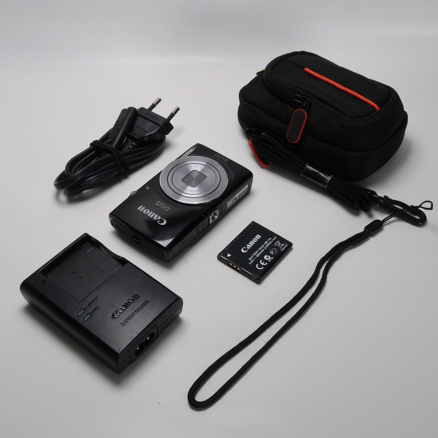 Cenon IXUS 145 / ELPH 135 16.0MP Digital Camera Black – With SD Card 4GB &amp; Case