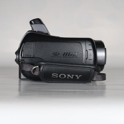Soney HDR-SR12E Full HD AVCHD Handycam Camcorder – 120GB Internal Storage