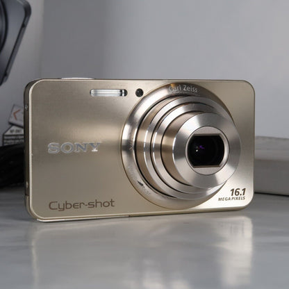 Soney Cyber-Shot DSC-W570 16.1MP 5x Digital Camera Gold – Very Good