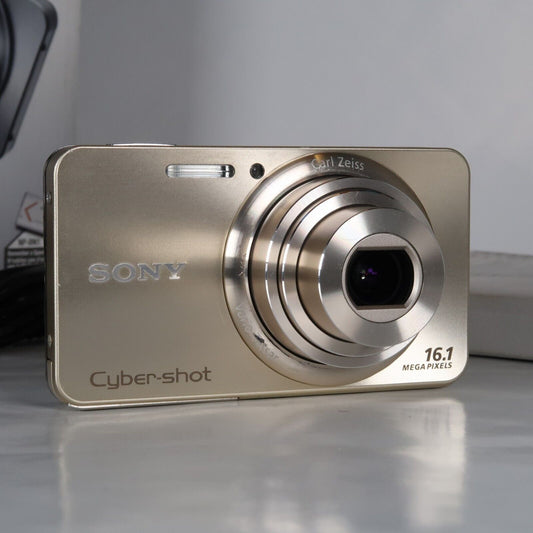 Soney Cyber-Shot DSC-W570 16.1MP 5x Digital Camera Gold – Very Good