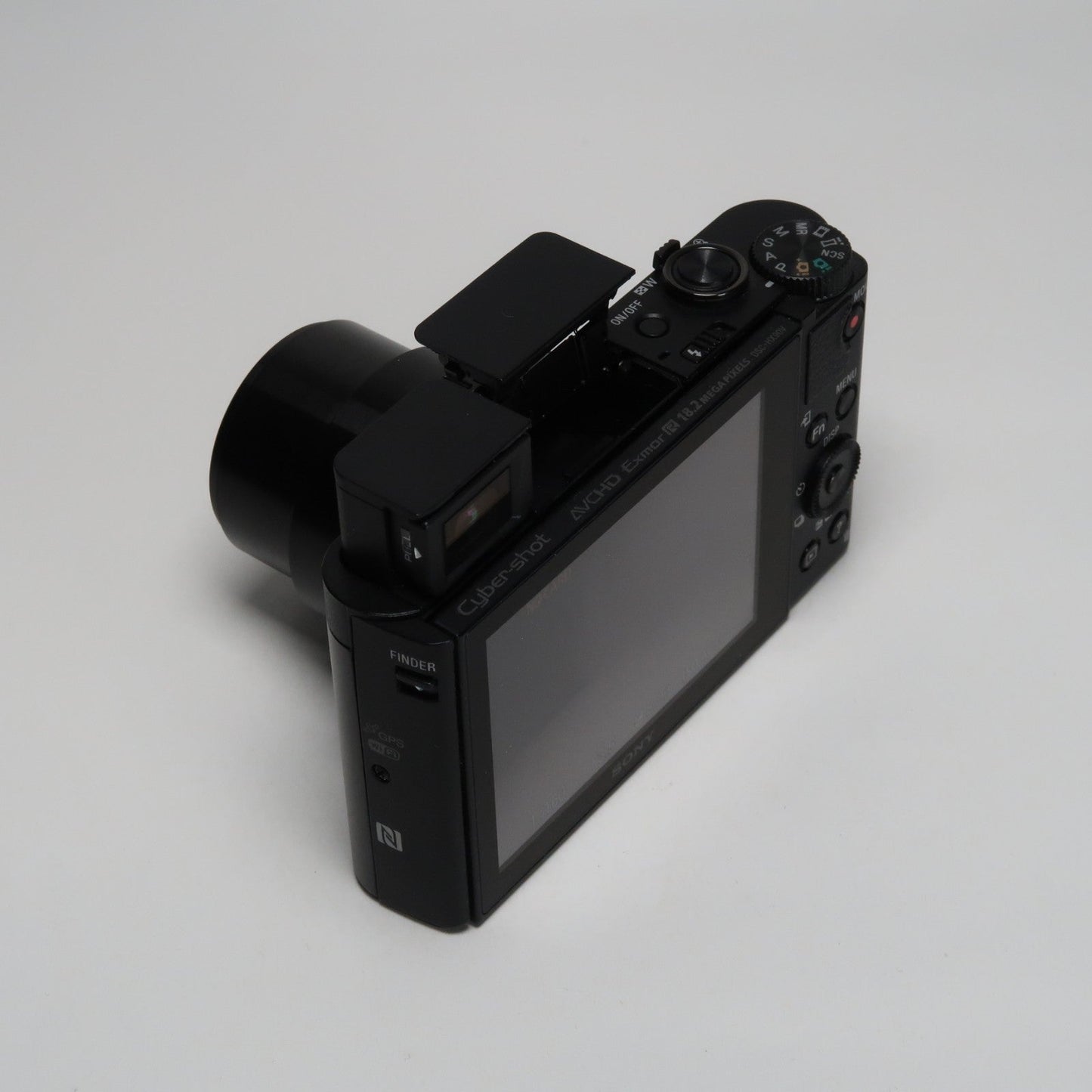 Soney Cyber-shot DSC-HX90V 18.2MP Digital Camera – Original Packaging – Excellent