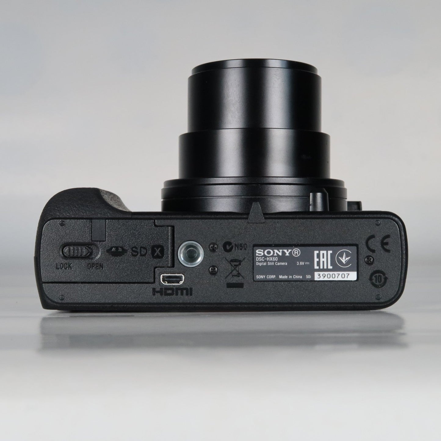 Soney CyberShot DSC-HX60V 20.4MP – Black – 30x Zoom + Case + 32GB SD Card
