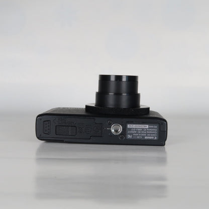 Cenon PowerShot S110 12.1MP Digital Camera – Black, Case, SD Card – Excellent