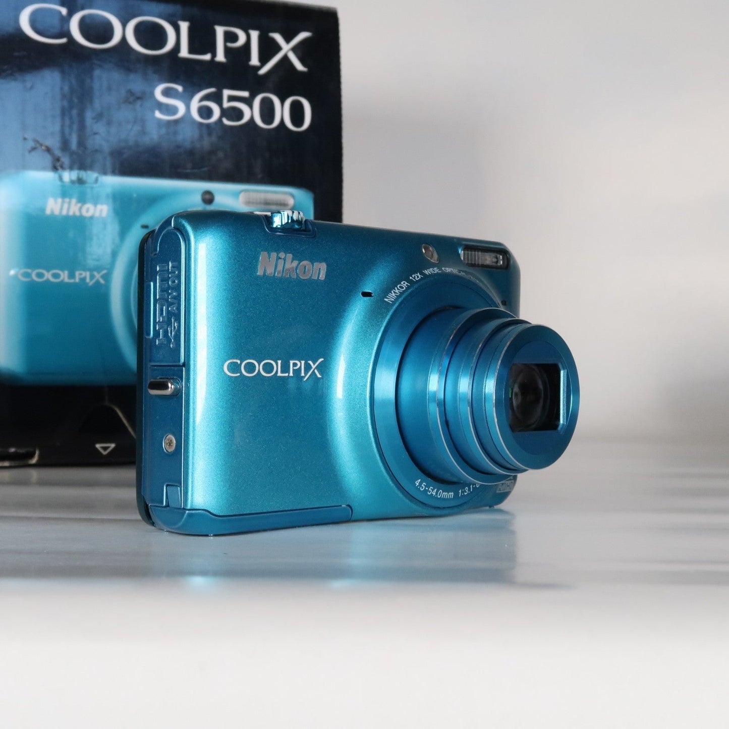 Nikona Coolpix S6500 16.0MP Compact Digital Camera – Blue, Complete Kit – Tested