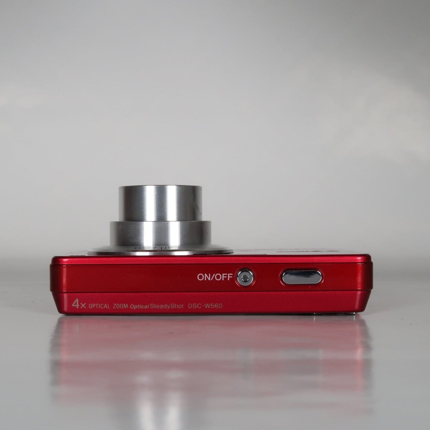 Soney Cybershot DSC-W560 14.1MP Digital Camera Red, Case – Excellent