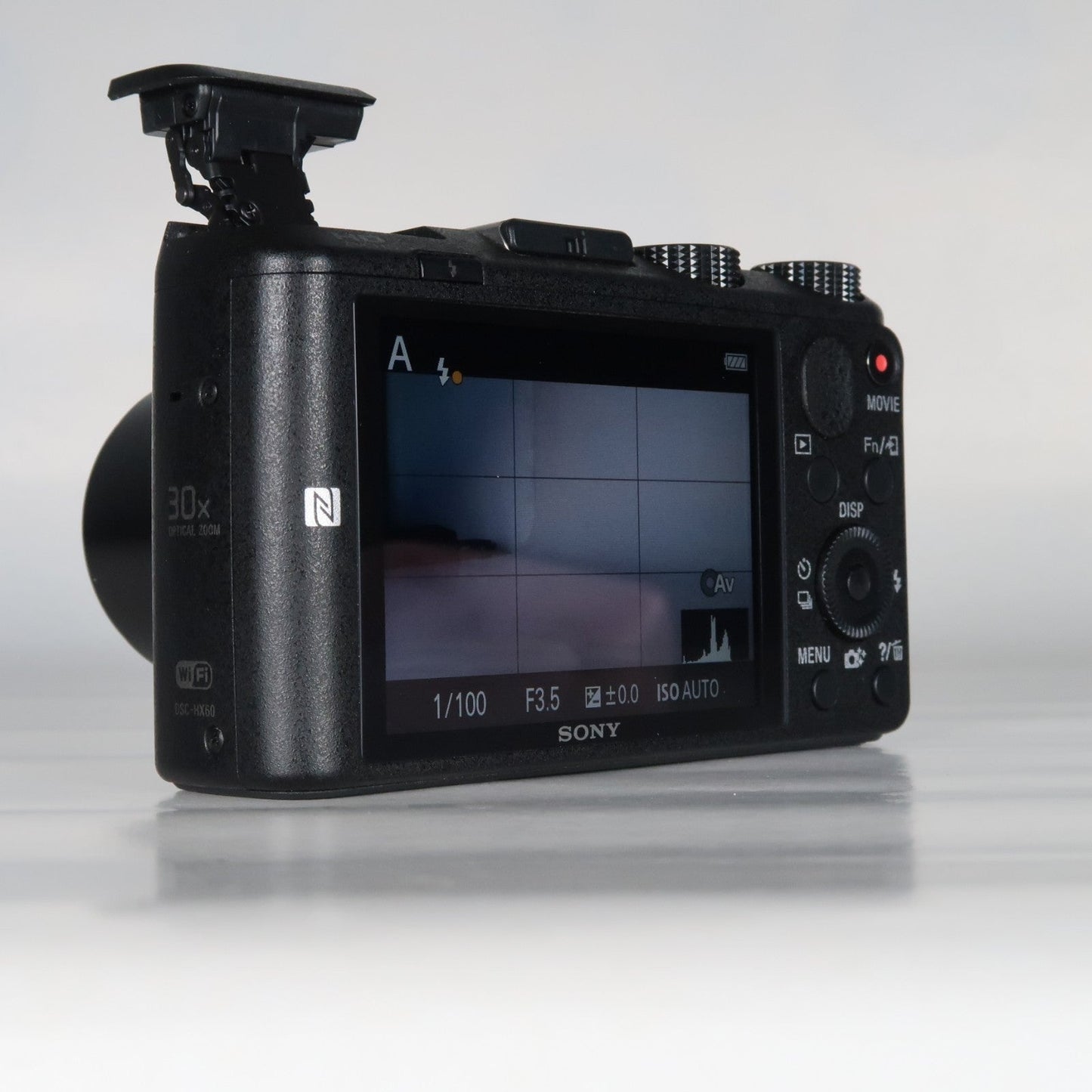 Soney CyberShot DSC-HX60V 20.4MP – Black – 30x Zoom + Case + 32GB SD Card